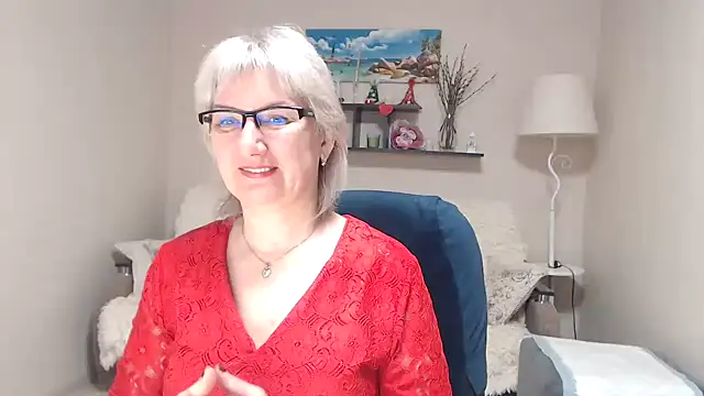 FleurMays online show from April 5, 5:03 am