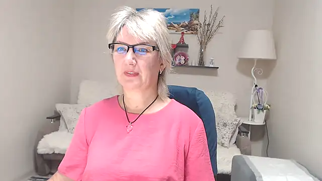 FleurMays online show from October 1, 3:55 am