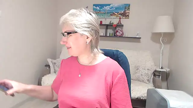 FleurMays online show from March 30, 3:41 am
