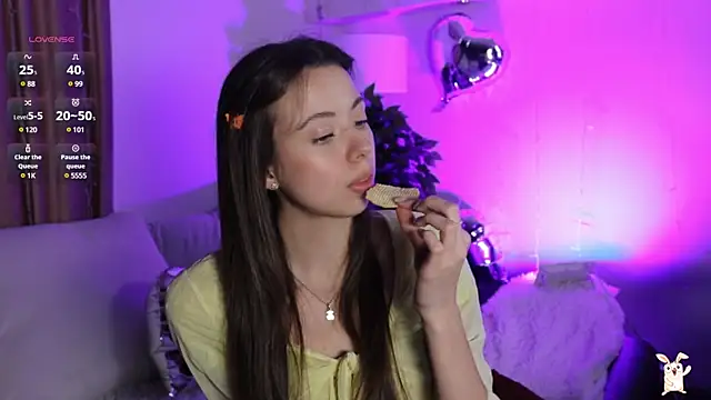 Goldy Grace  online show from February 21, 2:48 pm