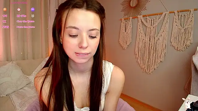 Goldy Grace  online show from April 9, 4:02 pm