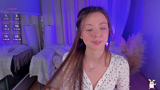 Goldy Grace  online show from February 19, 3:05 pm