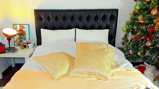 Goddess Squirt  online show from December 20, 5:32 am