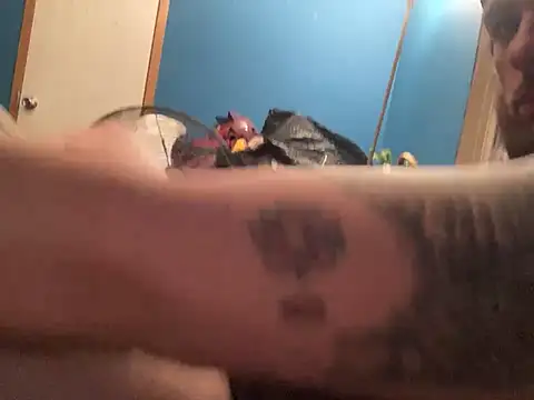 Snapshot of MyNameJeff1856 chatting on December 25, 2:25 am MyNameJeff1856 online show from December 25, 2:25 am