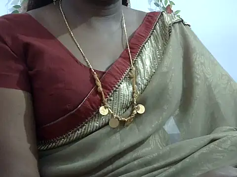 Snapshot of Hot_akshara chatting on October 6, 4:52 pm Hot akshara online show from October 6, 4:52 pm