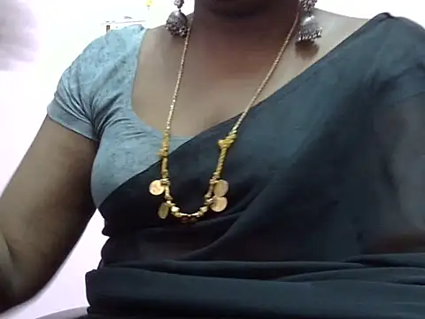 Hot akshara online show from December 20, 3:37 pm