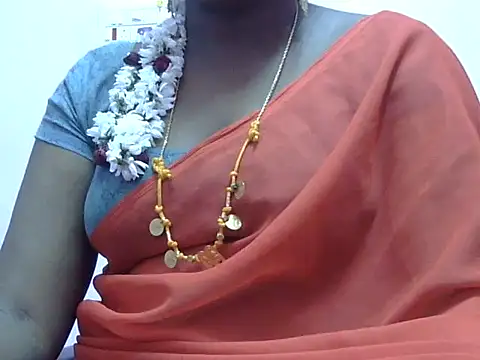 Hot akshara online show from January 9, 5:20 pm