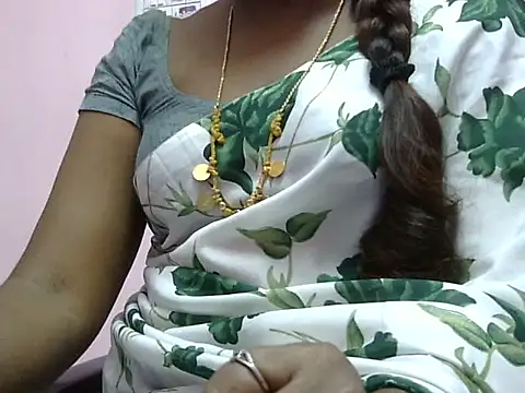 Hot akshara online show from November 4, 10:13 pm