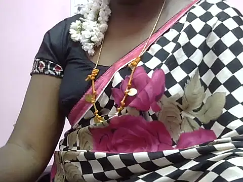 Hot akshara online show from February 21, 5:15 pm