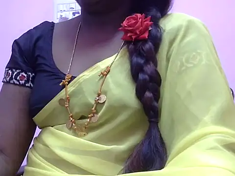 Hot akshara online show from February 24, 9:43 am