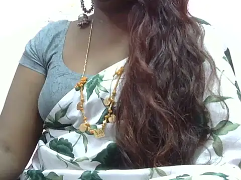 Hot akshara online show from February 9, 4:32 am