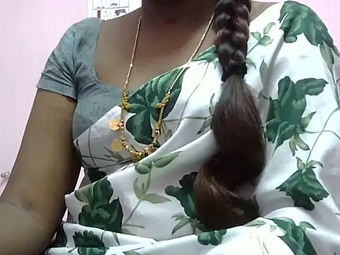 Hot akshara online show from November 5, 1:36 pm