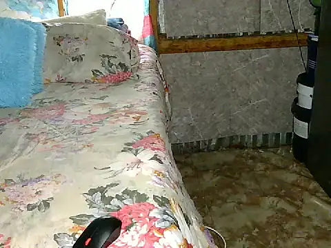 Zuzu angel online show from April 12, 5:44 am