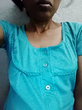 Snapshot of Gautami-telugu chatting on September 28, 9:11 pm Gautami-telugu online show from September 28, 9:11 pm