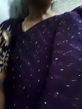 Snapshot of Gautami-telugu chatting on October 7, 12:28 pm Gautami-telugu online show from October 7, 12:28 pm