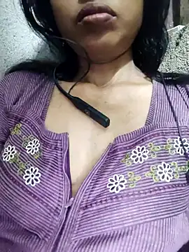 Snapshot of Gautami-telugu chatting on October 14, 9:04 pm Gautami-telugu online show from October 14, 9:04 pm