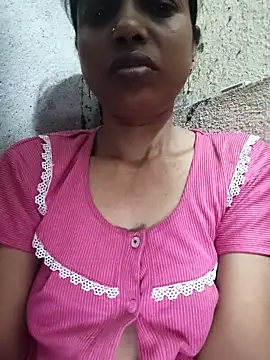 Snapshot of Gautami-telugu chatting on October 9, 8:31 pm Gautami-telugu online show from October 9, 8:31 pm