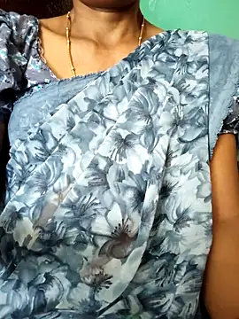 Snapshot of Gautami-telugu chatting on October 18, 7:21 am Gautami-telugu online show from October 18, 7:21 am