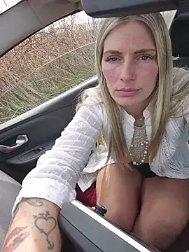 Lydie off online show from March 23, 1:00 pm