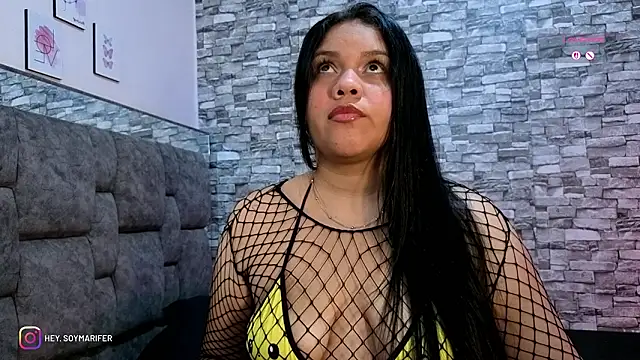 Snapshot of mariferprivxx chatting on March 11, 2:38 am mariferprivxx online show from March 11, 2:38 am