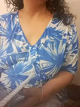 Snapshot of MakeMeCumAhh chatting on March 13, 8:00 pm MakeMeCumAhh online show from March 13, 8:00 pm