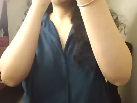 Snapshot of MakeMeCumAhh chatting on November 29, 6:52 pm MakeMeCumAhh online show from November 29, 6:52 pm