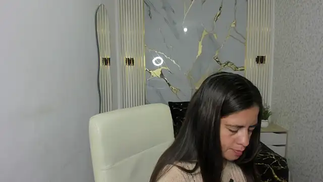 kathina giraldo online show from March 21, 12:42 pm