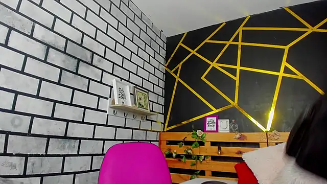 kathina giraldo online show from October 21, 12:48 pm