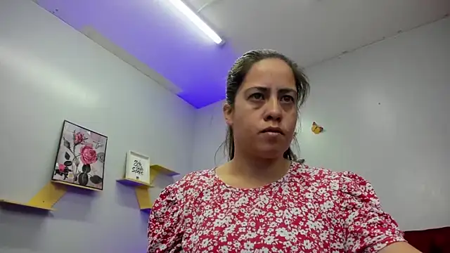 kathina giraldo online show from November 26, 12:38 pm