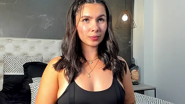 SofiaG  online show from December 5, 7:34 pm