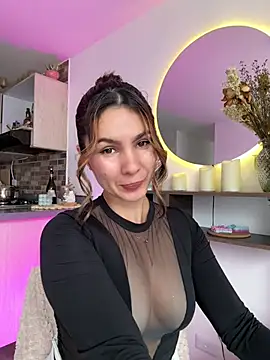 SofiaG  online show from February 24, 9:48 pm