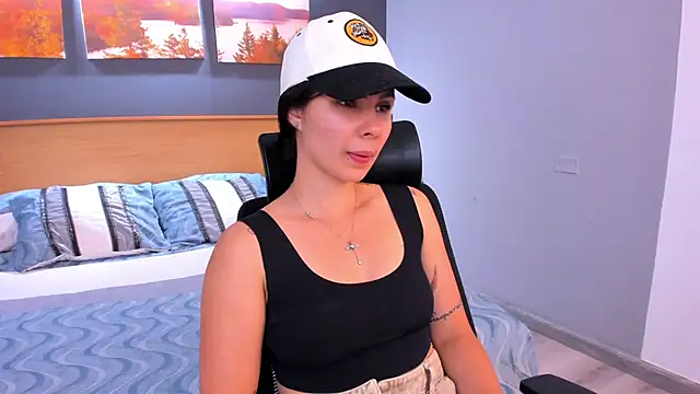 SofiaG  online show from March 8, 3:06 am