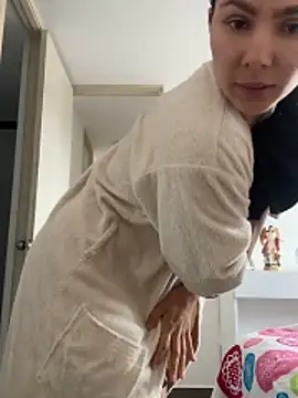 SofiaG  online show from November 1, 7:19 pm