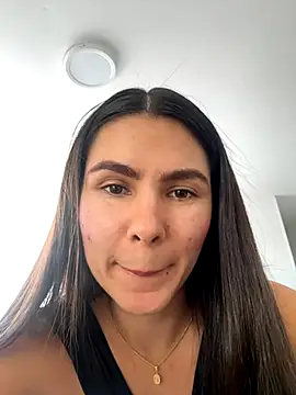 SofiaG  online show from November 6, 7:40 pm