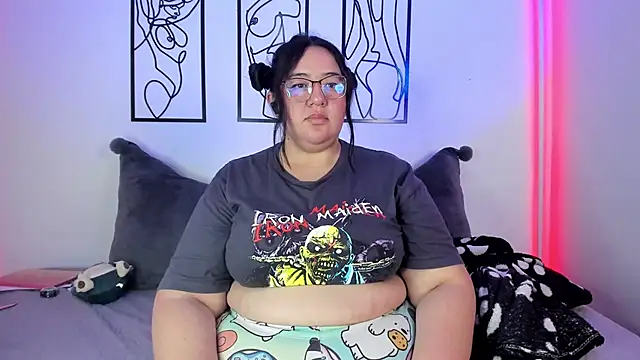 Snapshot of RubyPirsso18 chatting on March 22, 10:15 pm RubyPirsso18 online show from March 22, 10:15 pm