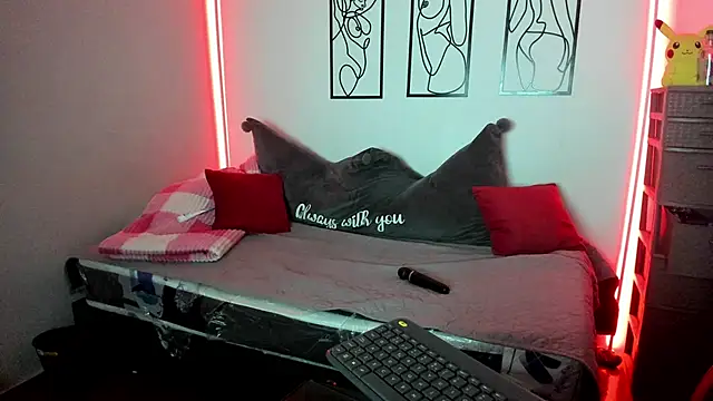 RubyPirsso18 online show from January 13, 7:07 pm