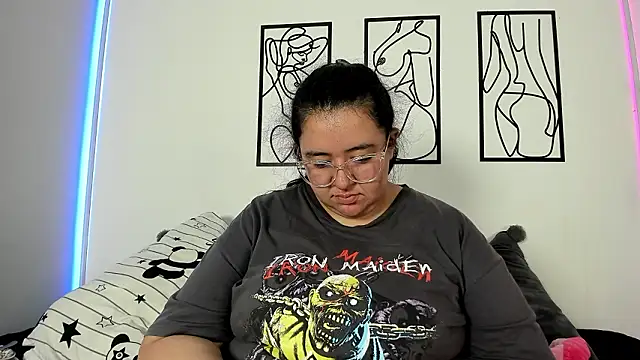 RubyPirsso18 online show from February 9, 7:23 pm