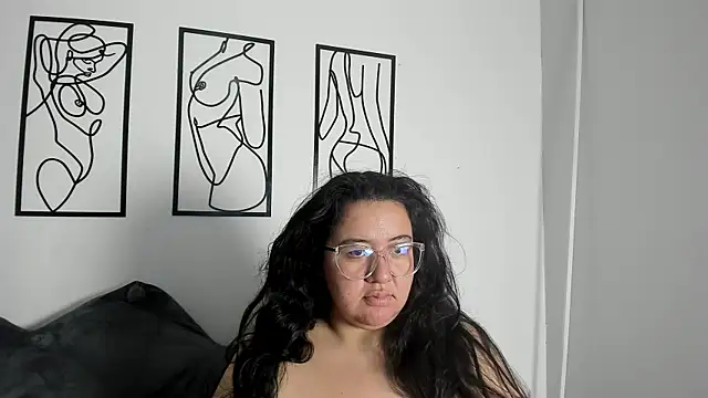 Snapshot of RubyPirsso18 chatting on November 24, 7:14 pm RubyPirsso18 online show from November 24, 7:14 pm