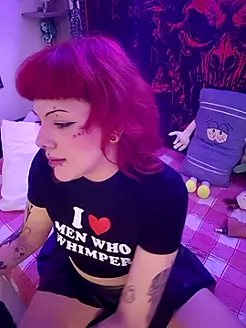 Snapshot of Sarah-Stoner chatting on June 30, 12:32 am Sarah-Stoner online show from June 30, 12:32 am