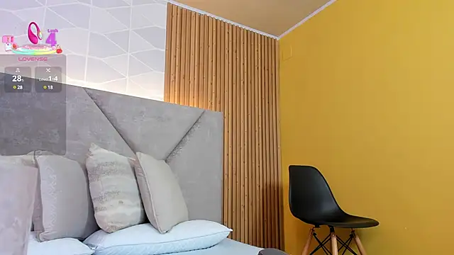 Ada  lee  online show from March 13, 1:32 am