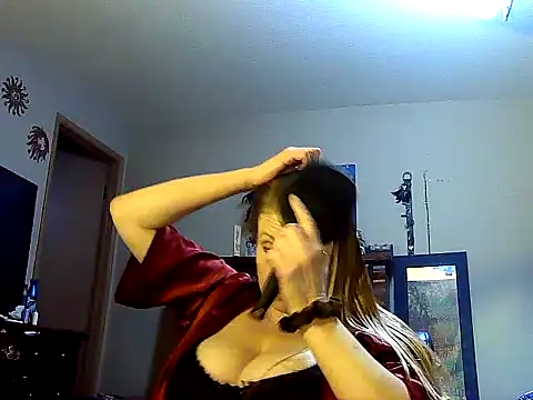 Snapshot of lilyhornyhousewife chatting on January 31, 2:04 am lilyhornyhousewife online show from January 31, 2:04 am