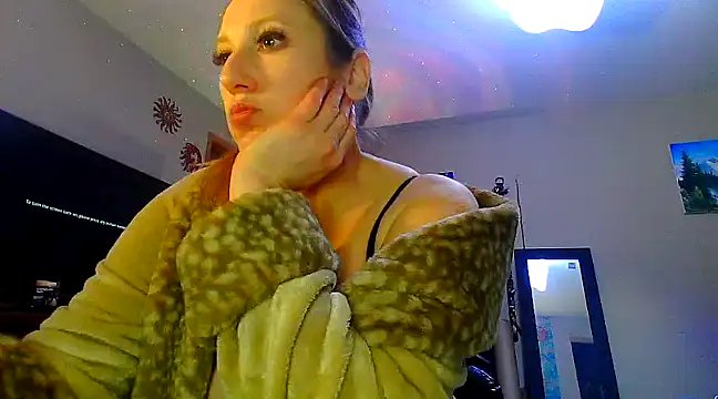 Snapshot of lilyhornyhousewife chatting on March 7, 8:56 am lilyhornyhousewife online show from March 7, 8:56 am