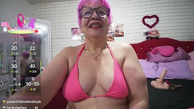 Snapshot of maturehot_65 chatting on March 4, 12:07 am maturehot 65 online show from March 4, 12:07 am
