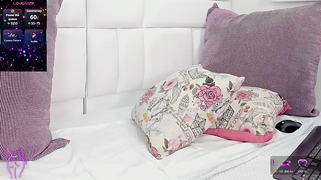 Snapshot of kaylin_jann chatting on November 9, 8:40 am kaylin jann online show from November 9, 8:40 am