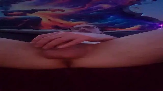 Snapshot of Mrhungwell138 chatting on November 29, 8:03 am Mrhungwell138 online show from November 29, 8:03 am