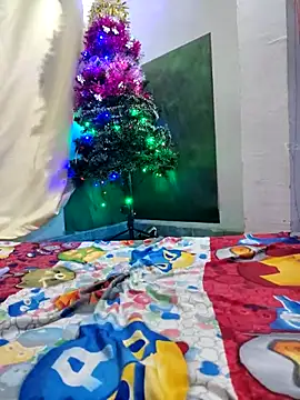 HannahEmmax2 online show from November 23, 7:18 am