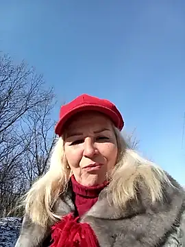 CassandraSandra44 online show from February 4, 10:43 am