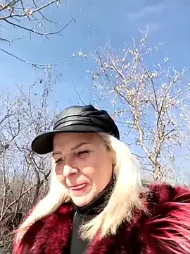 CassandraSandra44 online show from February 11, 10:26 am