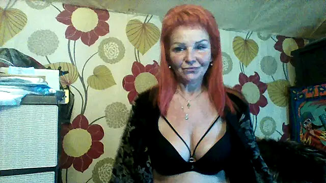 CassandraSandra44 online show from February 28, 6:02 am