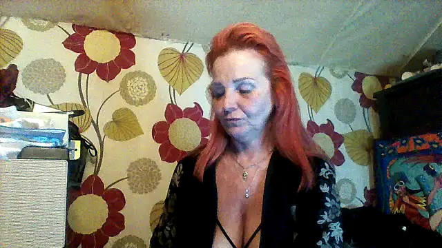 CassandraSandra44 online show from March 16, 5:48 pm